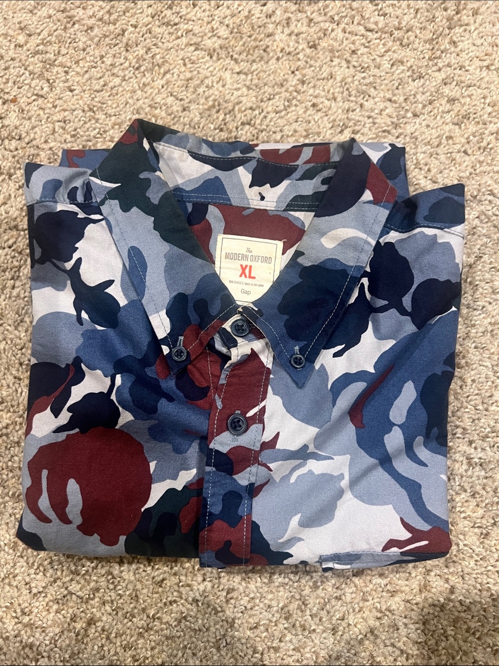 GAP Men's Blue, Navy & Burgundy Camouflage Button-Down Shirt